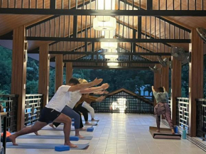 Free Yoga & Meditation Home - Nguyen Shack